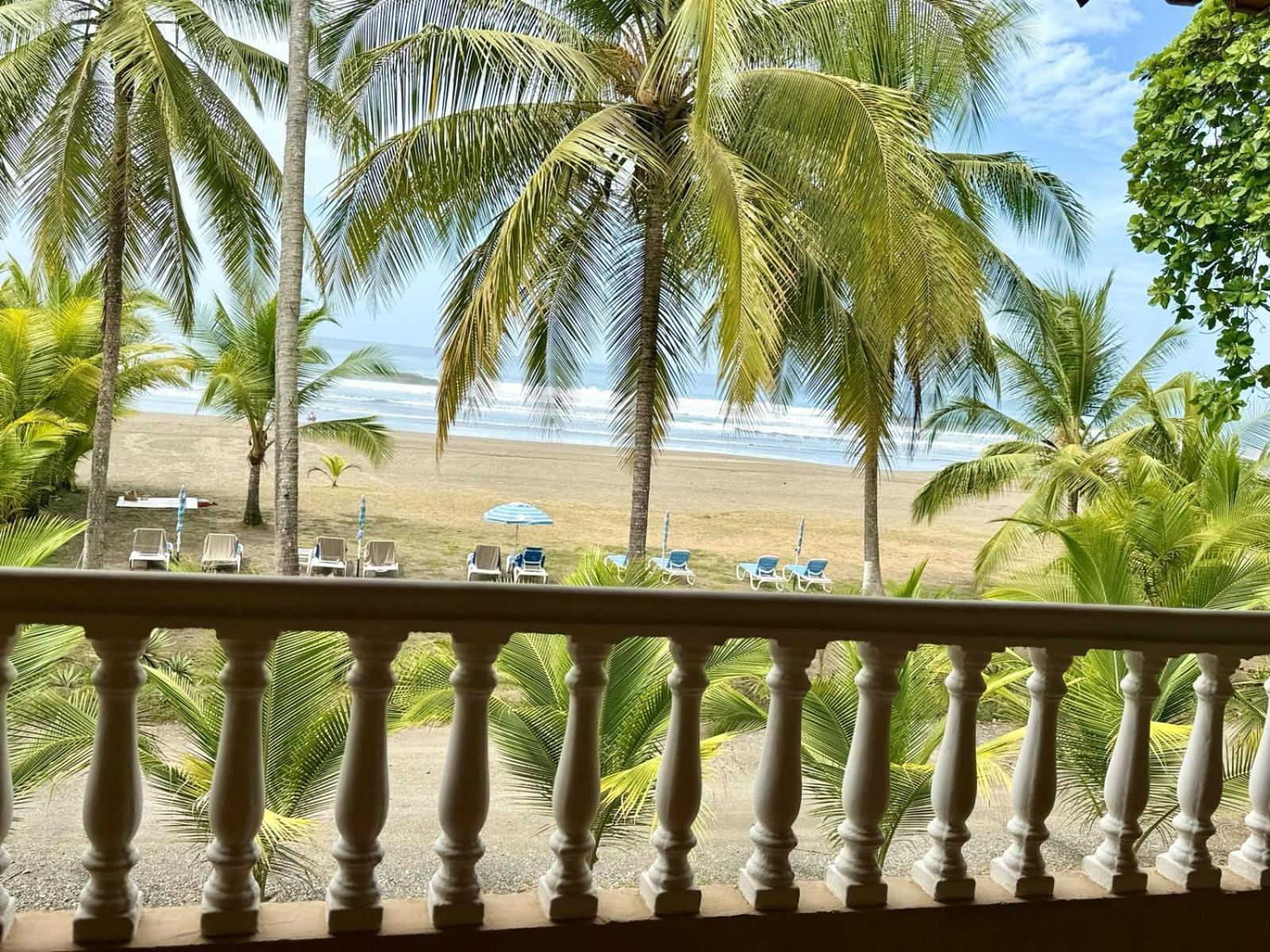Hotel Delfin Playa Bejuco Esterillos Este Eksteriør billede